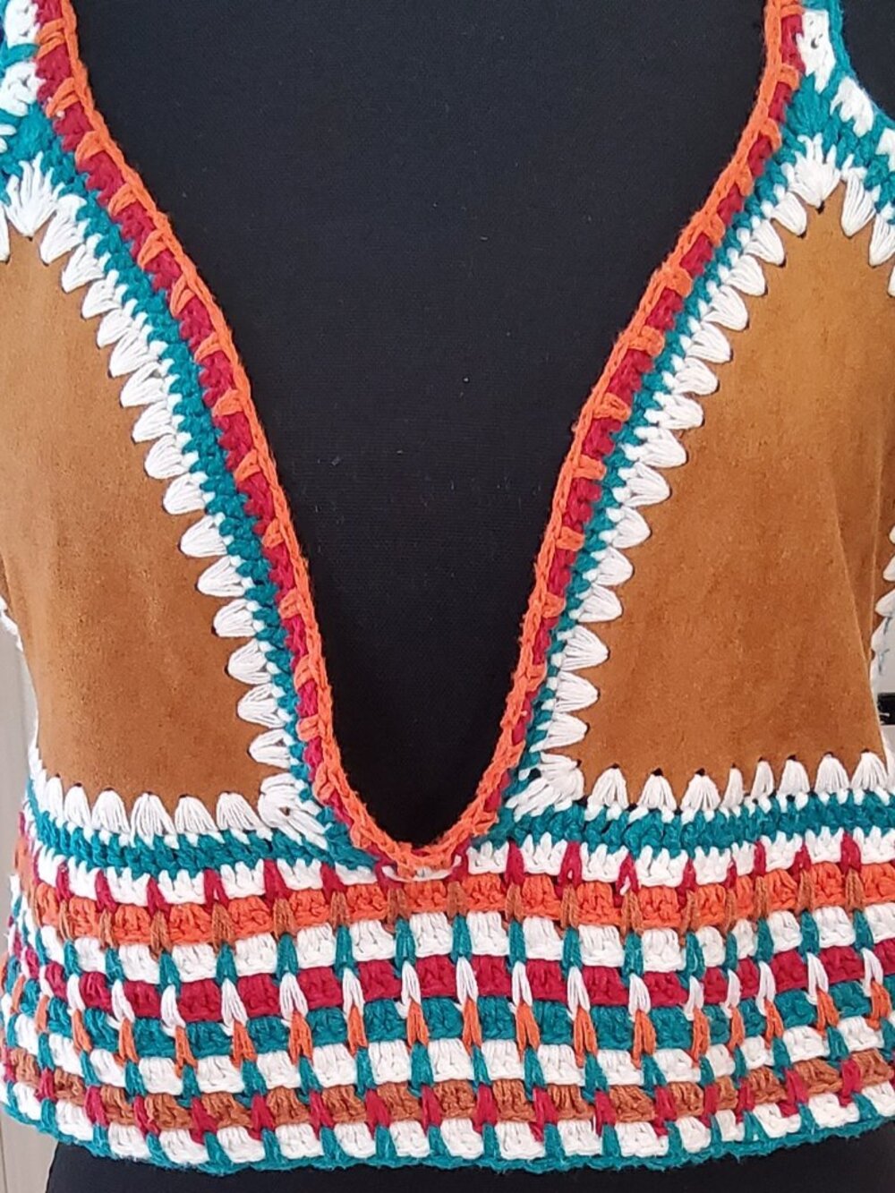Festival wear faux suede and crochet Forever 21 top, Sz L
